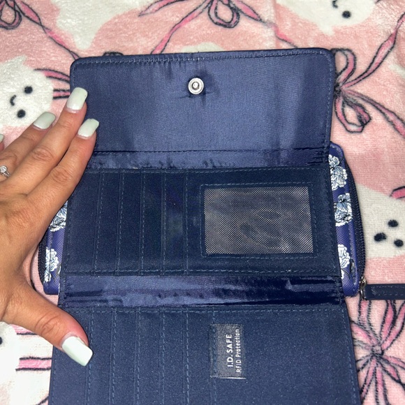 Nautica Navy Floral Women's Wallet - Picture 3 of 6